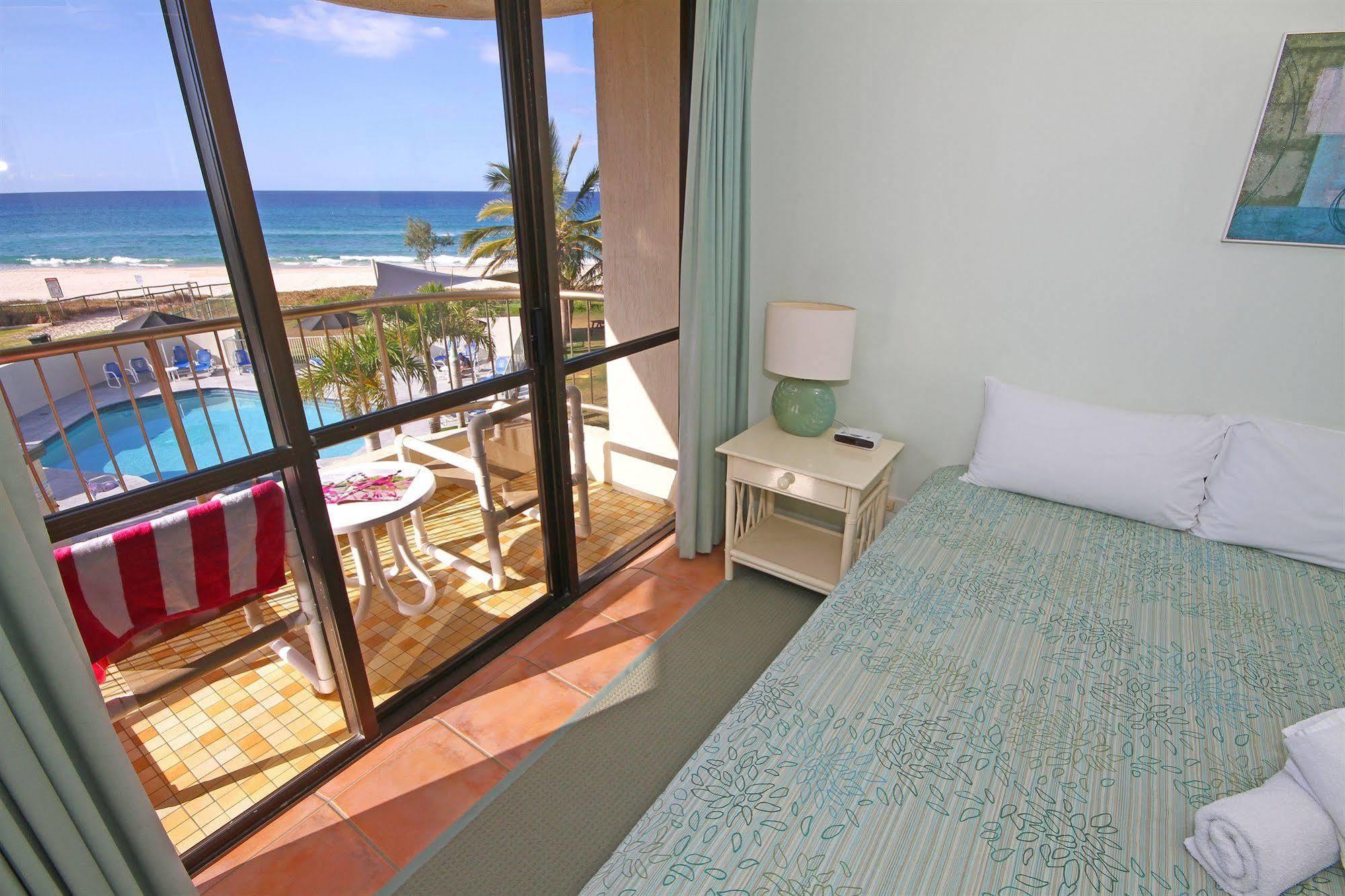 San Simeon Beachfront Apartments Tugun Gold Coast Eksteriør billede